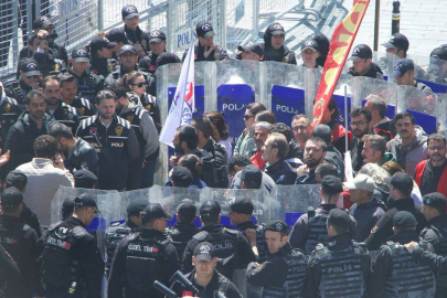 Taksim'de 1 Mayıs anmasına polis müdahalesi: Çok sayıda gözaltı