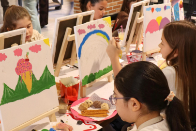 Bursa'da resim şenliği