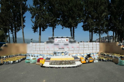 Bursa'da kaçak tütün operasyonu: Milyonlarca makaron ele geçirildi