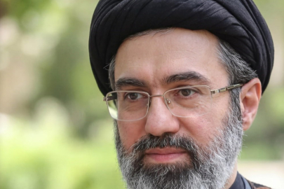 Hamaney: Basra Körfezi ve Hürmüz Boğazı'nda yeni bir sayfa açılıyor