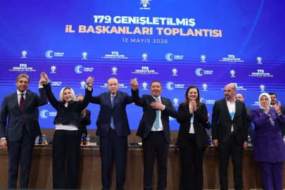 Afyonkarahisar Belediye Başkanı Burcu Köksal, AK Parti’ye katıldı