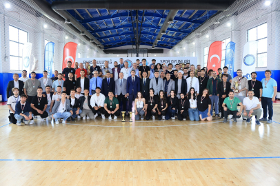 BUÜ Spor Oyunları’nda şampiyonlar kürsüye çıktı