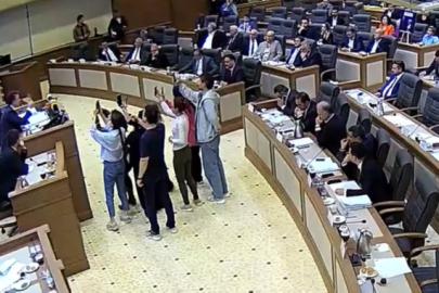 CHP'li üyenin 'Anneler Günü' konuşması engellendi!