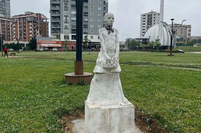 Anket yapıldı, belediye heykeli kaldırma kararı aldı
