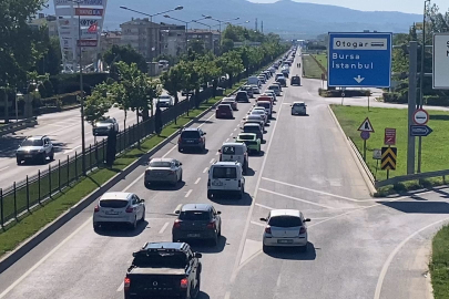 Bayram dönüş trafiği İnegöl'de yoğunlaştı