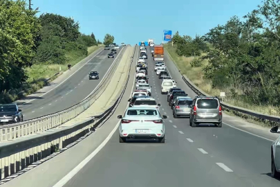Dönüş yoğunluğu başladı, Bursa yolunda uzun kuyruklar oluştu