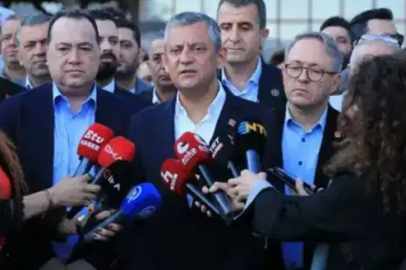 CHP'de 'olağanüstü kurultay' için imzalar atılıyor