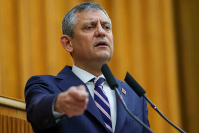 Özgür Özel'den ihraç taleplerine tepki: CHP’yi atanmışlar değil seçilmişler yönetecek