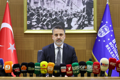 Belediye işçilerinin ikramiyelerini kaldıran Biba sendikanın konuşmasına izin vermedi