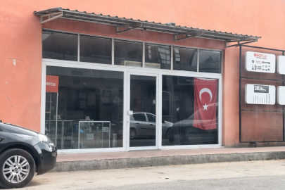 İş yerine ateş açıp kaçtılar