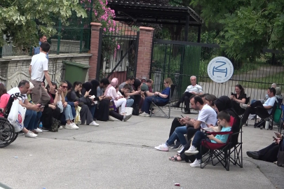 LGS heyecanı başladı, binlerce öğrenci iyi bir lise için yarışıyor