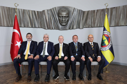 Fenerbahçe'de yönetim kurulu görev dağılımı yapıldı