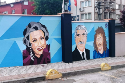 Bursa'nın duvarları sanatla hayat buluyor