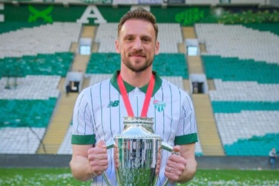 Bursaspor’da Anıl Atağ’ın sözleşmesi uzatıldı