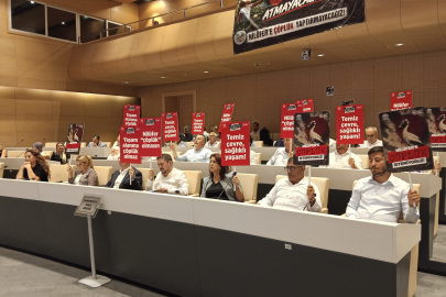 Nilüfer Belediye Meclisi'nde Kayapa çöplüğü protestosu