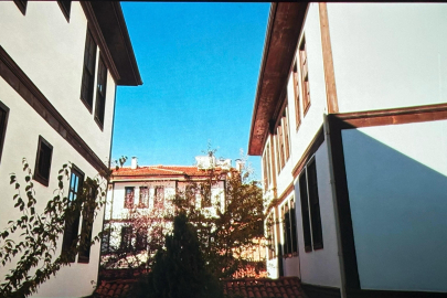 ‘Ahşabın Cazibesi’ belgeseli Bursa'da büyük ilgi gördü