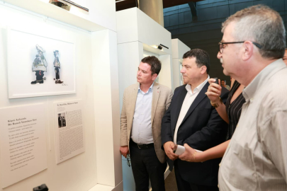 Osmangazi’de göçün hikayelerini karikatürlerle anlatan sergi