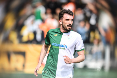 Bursaspor Hakkı Türker ile yolarını ayırdı