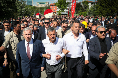 'Yeni Parti'nin ismi ön plana çıkıyor, logosu netleşiyor