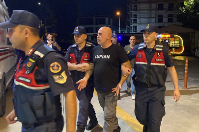 Bursa'da gözaltına alınan yönetmen Ezel Akay ve kardeşi adliyeye sevk edildi