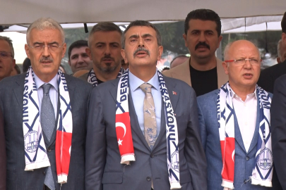 Milli Eğitim Bakanı Tekin Bursa'da Büyük Erzurum Yayla Şenliği'ne katıldı