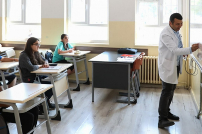 İstanbul’da okullarda mescit kararı
