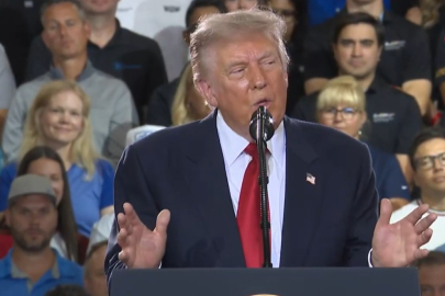 Trump: 'İran anlaşma yapmak için bizimle görüşüyor'