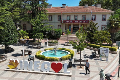İnegöl Belediyesi'nin eski binası gençlik merkezine dönüşüyor