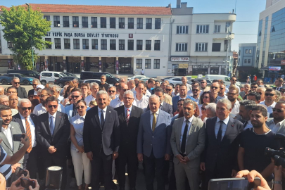 Bursa'da 6 CHP'li belediye başkanı Yeni Parti'ye geçti