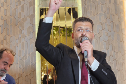 Özgür Şahin, Yeni Parti Nilüfer İlçe Kurucu Başkanı oldu