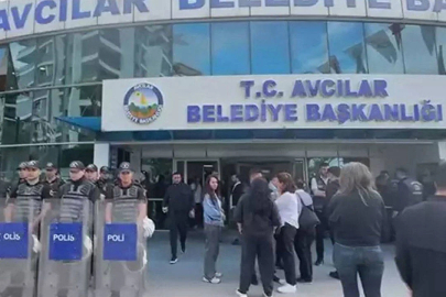 Avcılar Belediyesi'ne operasyon: 13 kişiye gözaltı