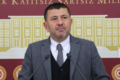 İzmir Büyükşehir Belediyesi operasyonu: Veli Ağbaba'nın ağabeyi gözaltında