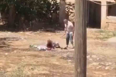 Yaşlı annesini sopa ile öldüresiye dövdü