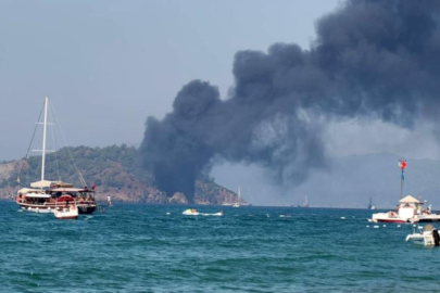 Fethiye açıklarında gezi teknesinde yangın çıktı; 115 kişi denize atladı