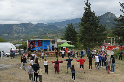 Şavşat Savaş Köyü’nde kadınların öncülüğünde ilk festival düzenlendi