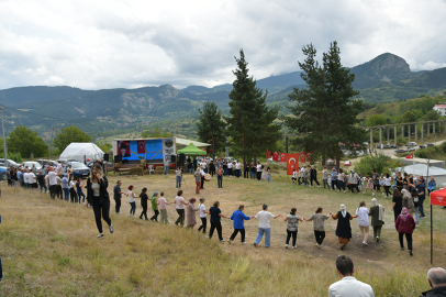 Şavşat Savaş Köyü’nde kadınların öncülüğünde ilk festival düzenlendi