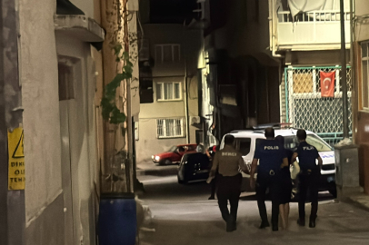 Bursa'da pompalı tüfekle akrabasının evini bastı 