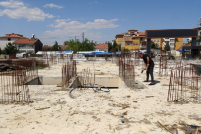 Müteahhit kalitesiz beton nedeniyle kendi inşaatını ihbar etti