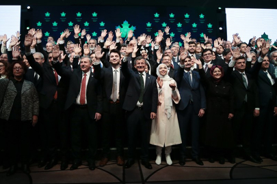 Gelecek Partisi kendisini feshetti