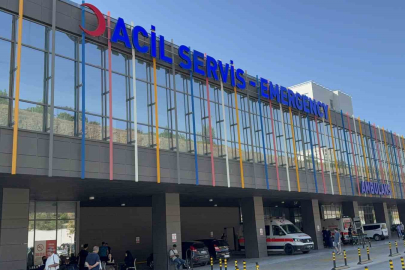 Samsun'da demir çelik fabrikasının fırın kontrol odasında patlama: 2 yaralı