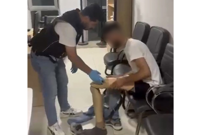 Protez bacağından uyuşturucu çıktı