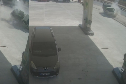 Bursa'da kamyonet benzinliğe uçtu