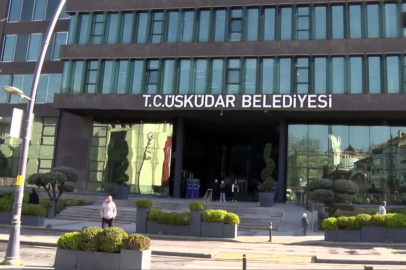 CHP'li üyeler oy kullanmaya gelmedi; Üsküdar'da Başkan Vekili seçimi ertelendi