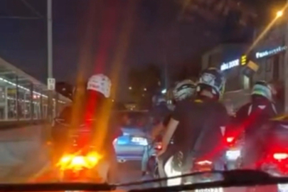 Bursa'da yol vermeyen otomobil sürücüsünün etrafını sardılar