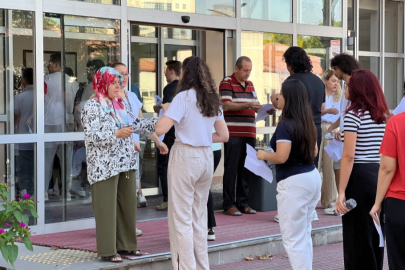 KPSS heyecanı başladı: Kimi son saniye yetişti, kimi yetişemedi