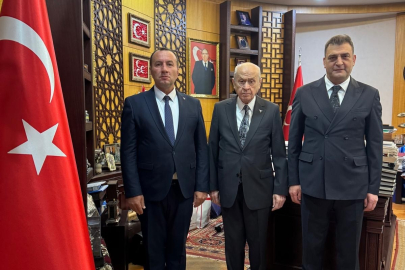 MHP Bursa'da bayrağı Mehmet Emin Özcanbaz devralıyor