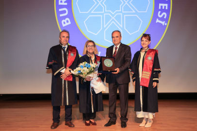BUÜ Tıp Fakültesinde yeni eğitim-öğretim yılı ilk ders töreniyle başladı