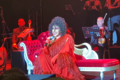 Diva olaylı konserin ardından Bursa'da sahne aldı