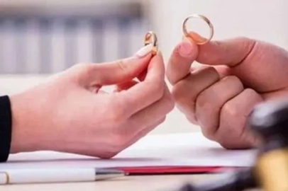 Eşe ‘eşeksin, hayvansın’ demek hem boşanma hem tazminat sebebi