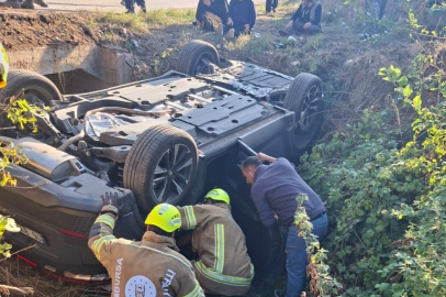 Bursa’da otomobil dere yatağına uçtu: 5 yaralı